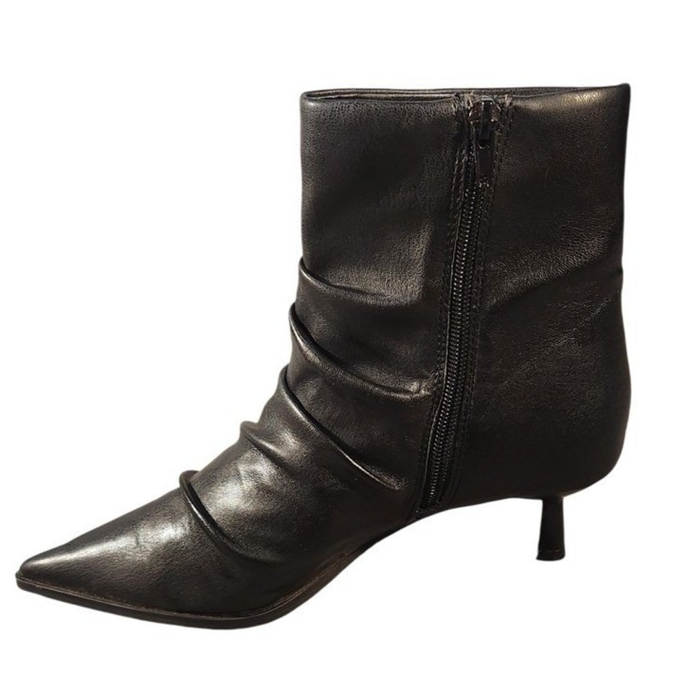 Steve Madden Ankle Boots Womens Size 9.5 Black Kitten Heel Zip Booties